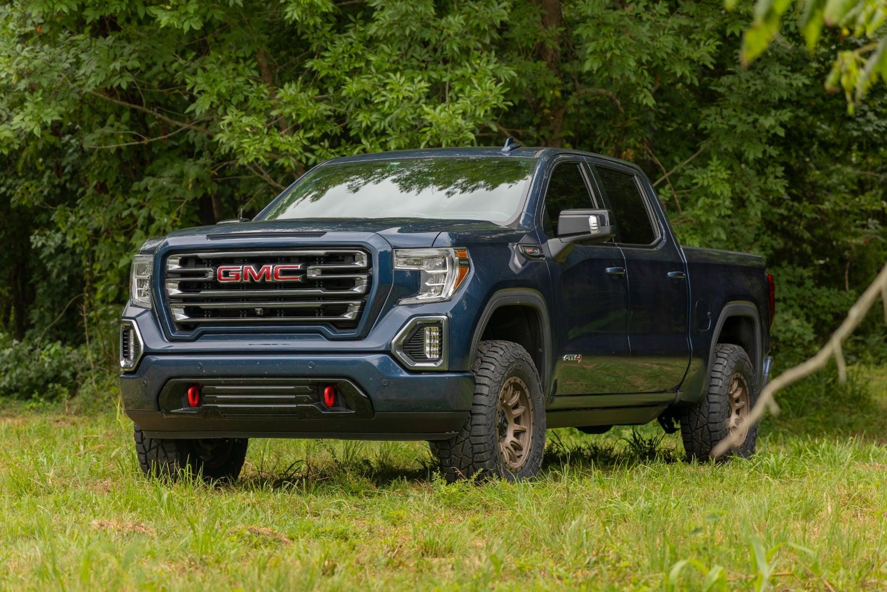 Rough Country 3.5 Inch Lift Kit Mono Leaf Rear Red GMC Sierra 1500 2WD/4WD (2019-2024) - 28830RED