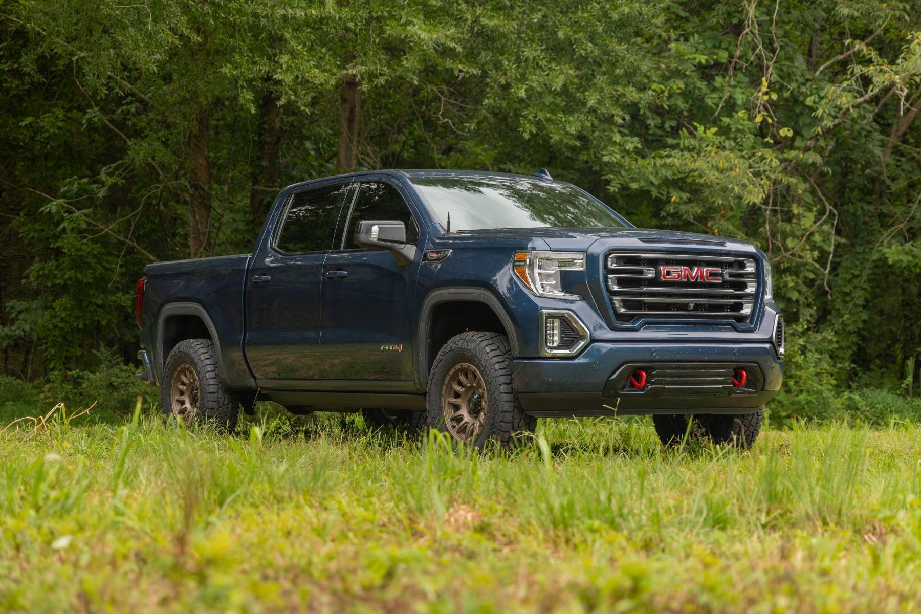 Rough Country 3.5 Inch Lift Kit Mono Leaf Rear Red GMC Sierra 1500 2WD/4WD (2019-2024) - 28830RED