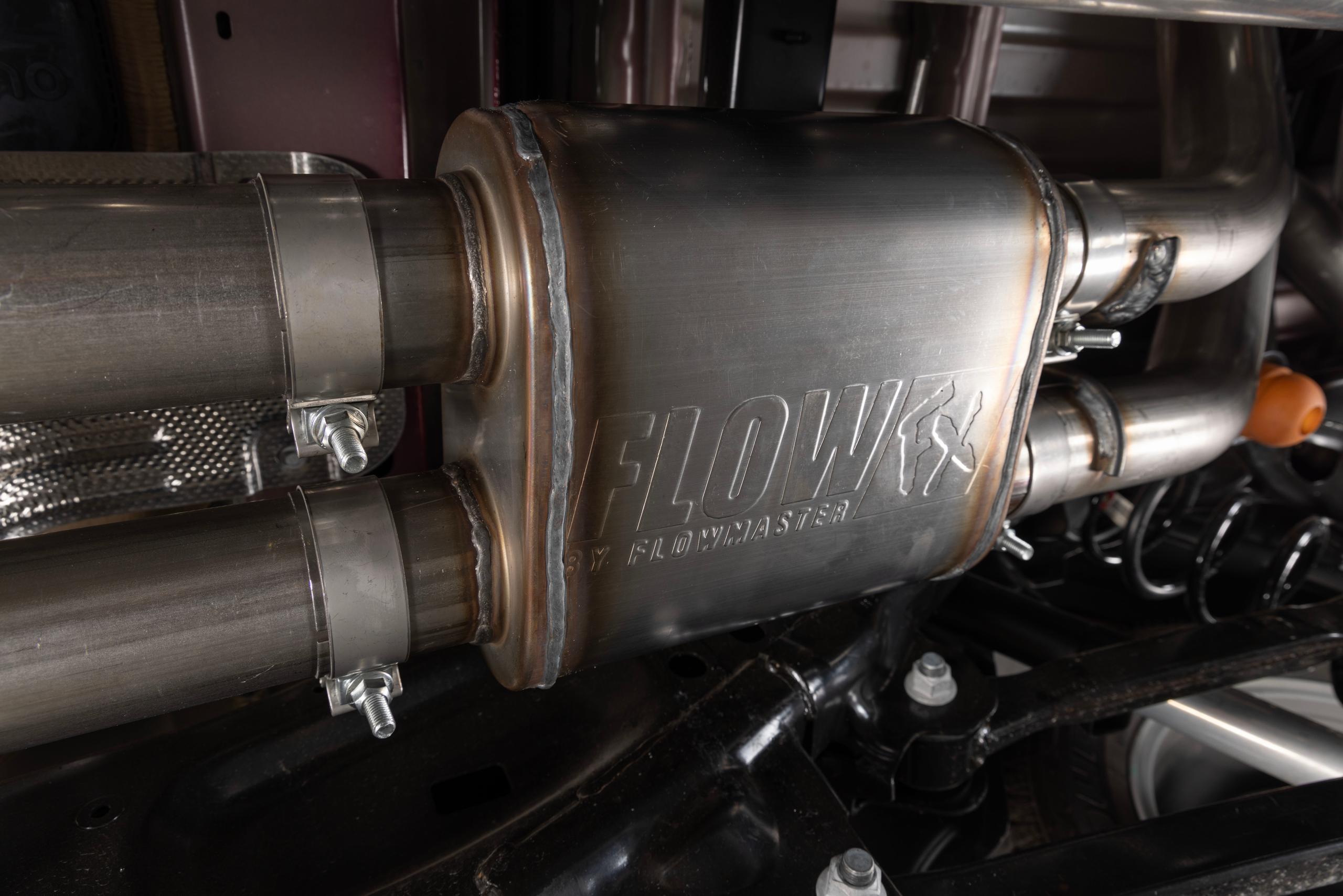 Flowmaster Flow FX Cat-Back Exhaust System (2025 1500) - 718198