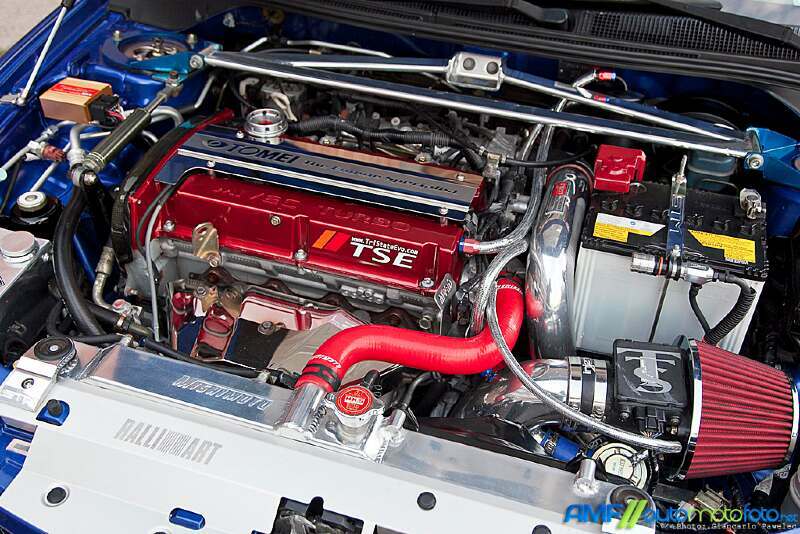 Mishimoto Mitsubishi Lancer Evolution 7/8/9 Performance Aluminum Radiator, 2001-2007 (2003-2006 Lancer) - MMRAD-EVO-01