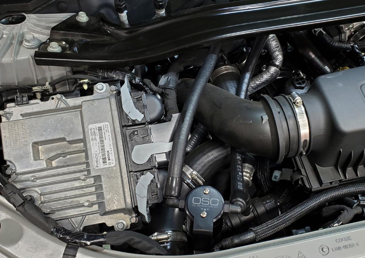 J&L 3052P-B 2020-2025 Explorer EcoBoost / ST 3.0L Passenger Side Oil Separator V3.0 (Black Anodized)