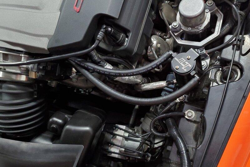 J&L 3.0 Oil Separator (2014-2019 Corvette LT1 6.2L) - 3087D