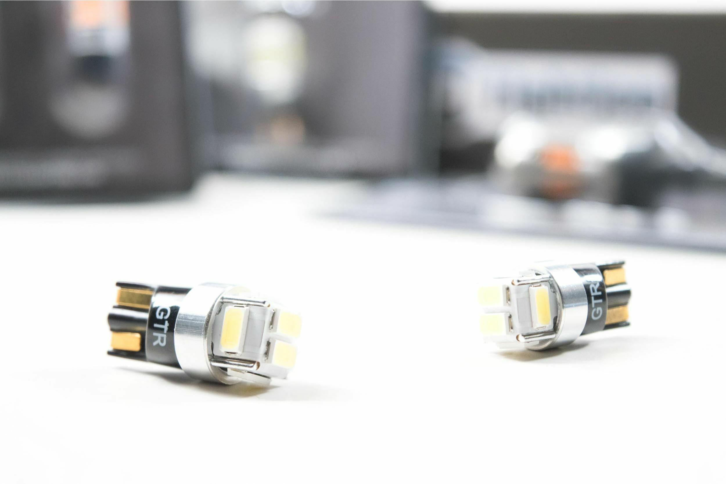 GTR Lighting T10/194: GTR 6-Chip Canbus LED (Amber) (Universal) - GTR.LED313