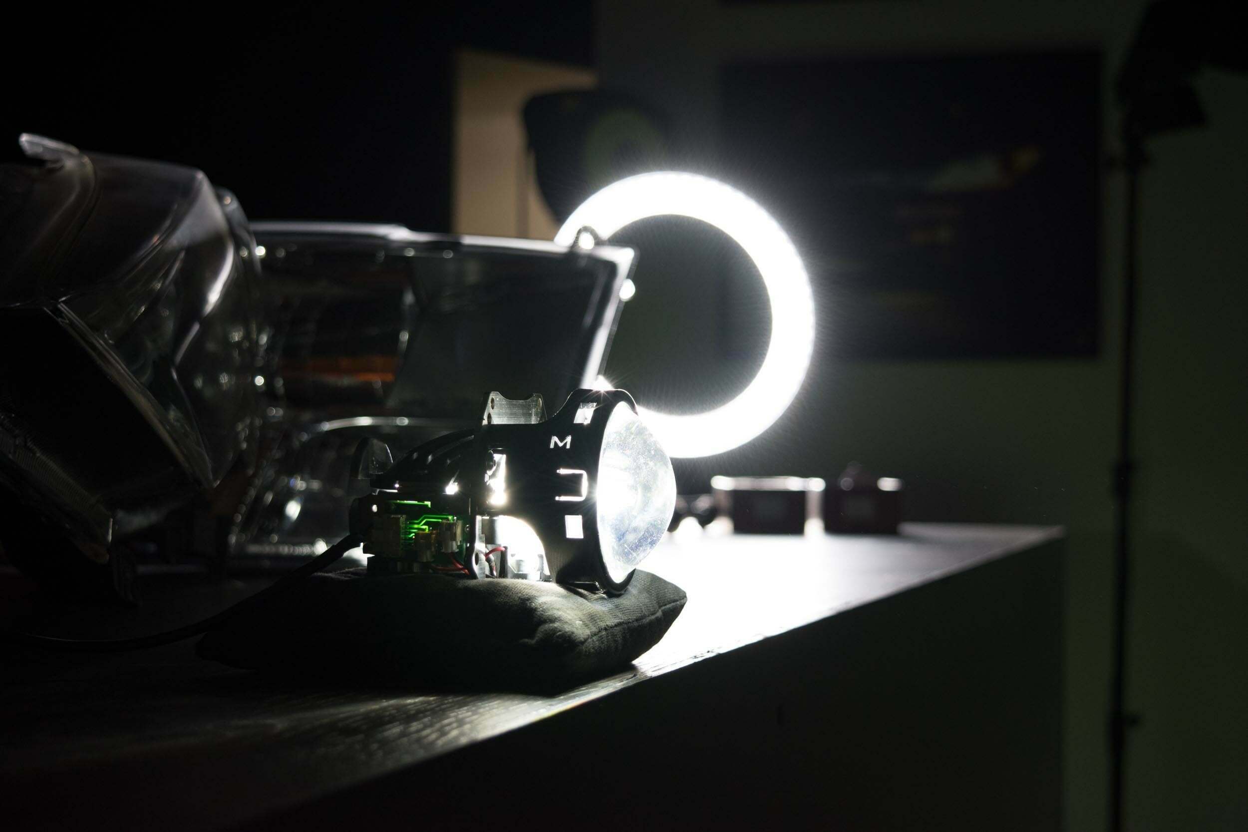 Morimoto Bi-LED:  M LED 2.0 (LHD) (Universal) - PR352