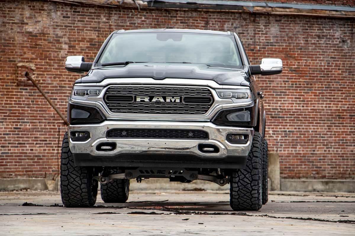 Rough Country 5in Ram Suspension Lift Kit (19-20 Ram 1500 4WD, Air Ride) (2019-2019 Ram 1500,2019-2019 Ram 1500 Classic) - 33830A