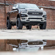 Rough Country 5in Ram Suspension Lift Kit (19-20 Ram 1500 4WD, Air Ride) (2019-2019 Ram 1500,2019-2019 Ram 1500 Classic) - 33830A