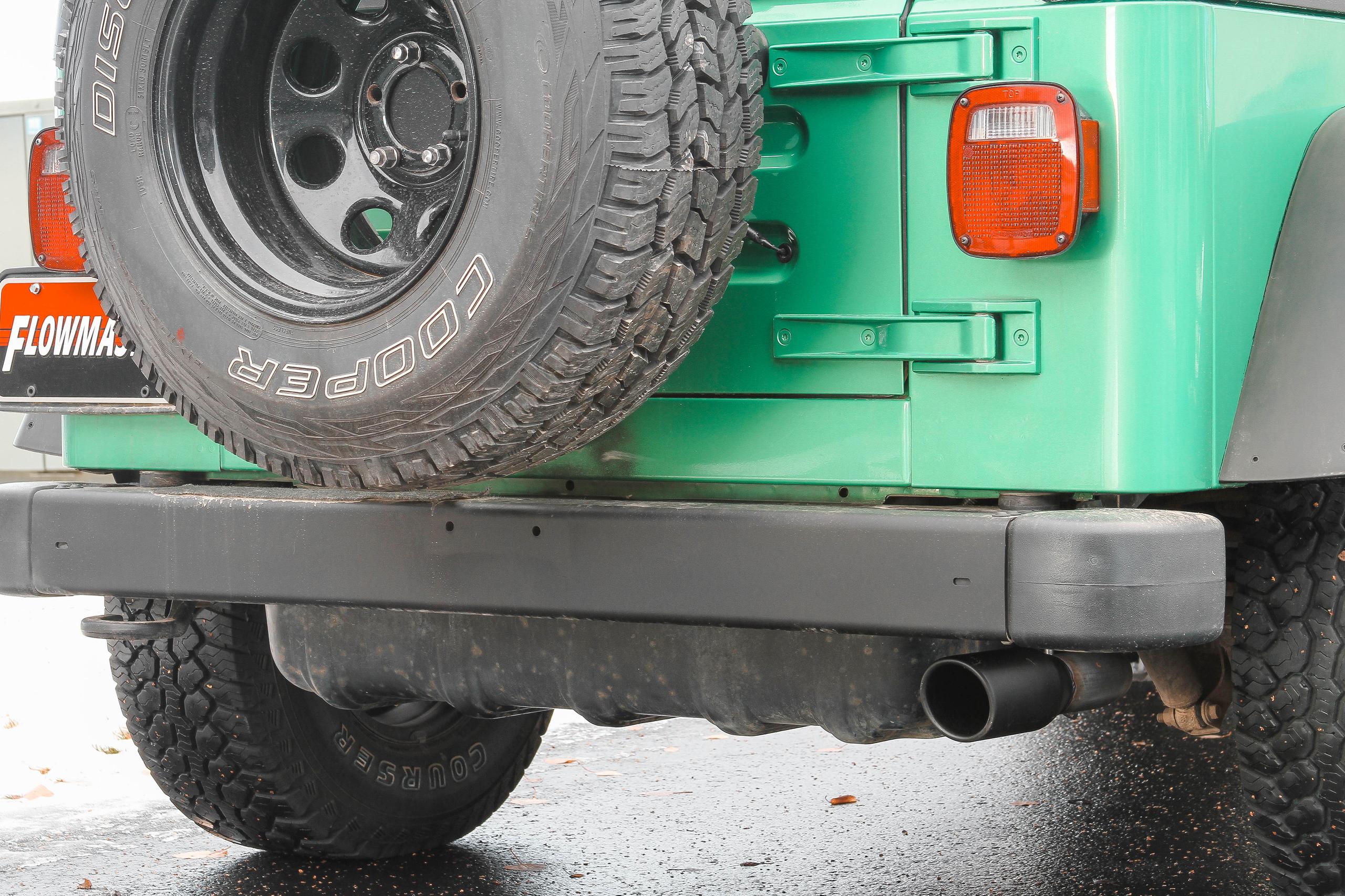 Flowmaster 00-06 Jeep Wrangler Tj 4.0L Ffx Sor  - 717865