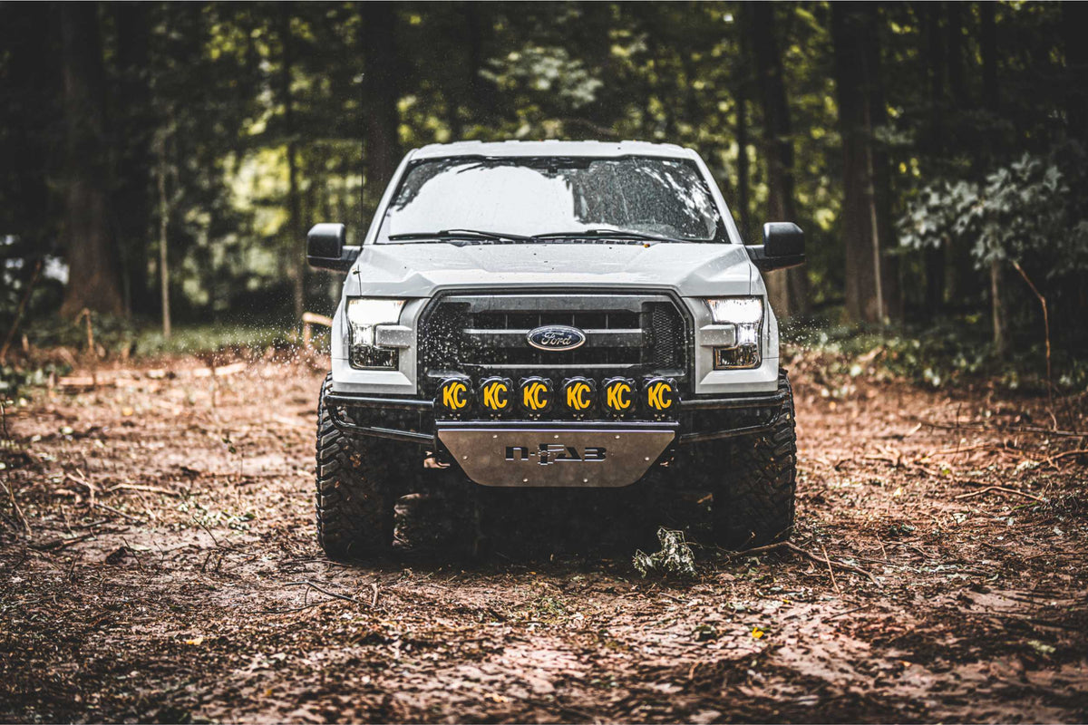 KC HiLites Gravity LED Pro6 Light Bar: 5 Pods (32" / Spot + Flood Beam) (Universal) - KC91306