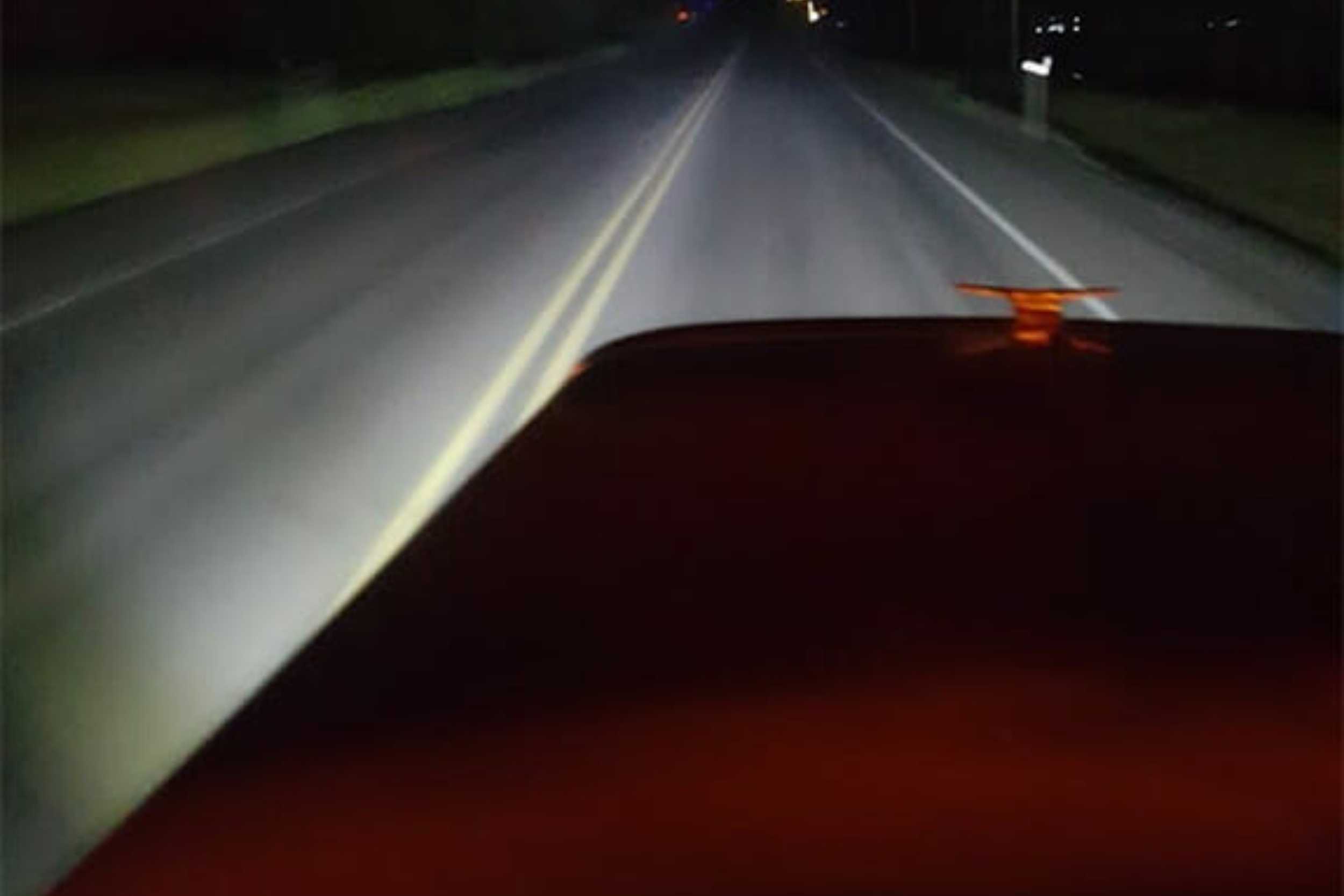 Vision X  LED Headlights: (Each / 4x6" Rectangle / Chrome / Amber Halo) (Universal) - XIL-46DA
