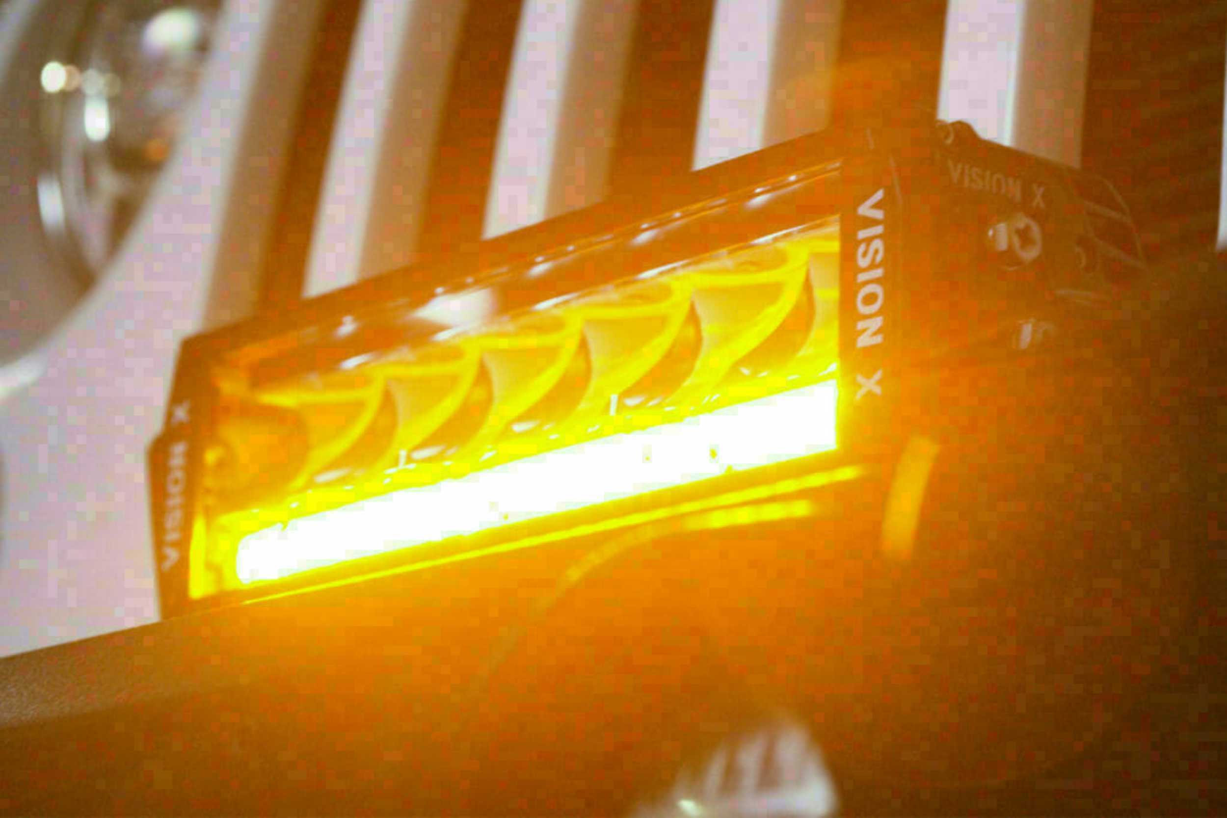 Vision X  Shocker LED Light Bar: 40" (White Photon Light Pipe / With Harness) (Universal) - SHK-BV24WPW