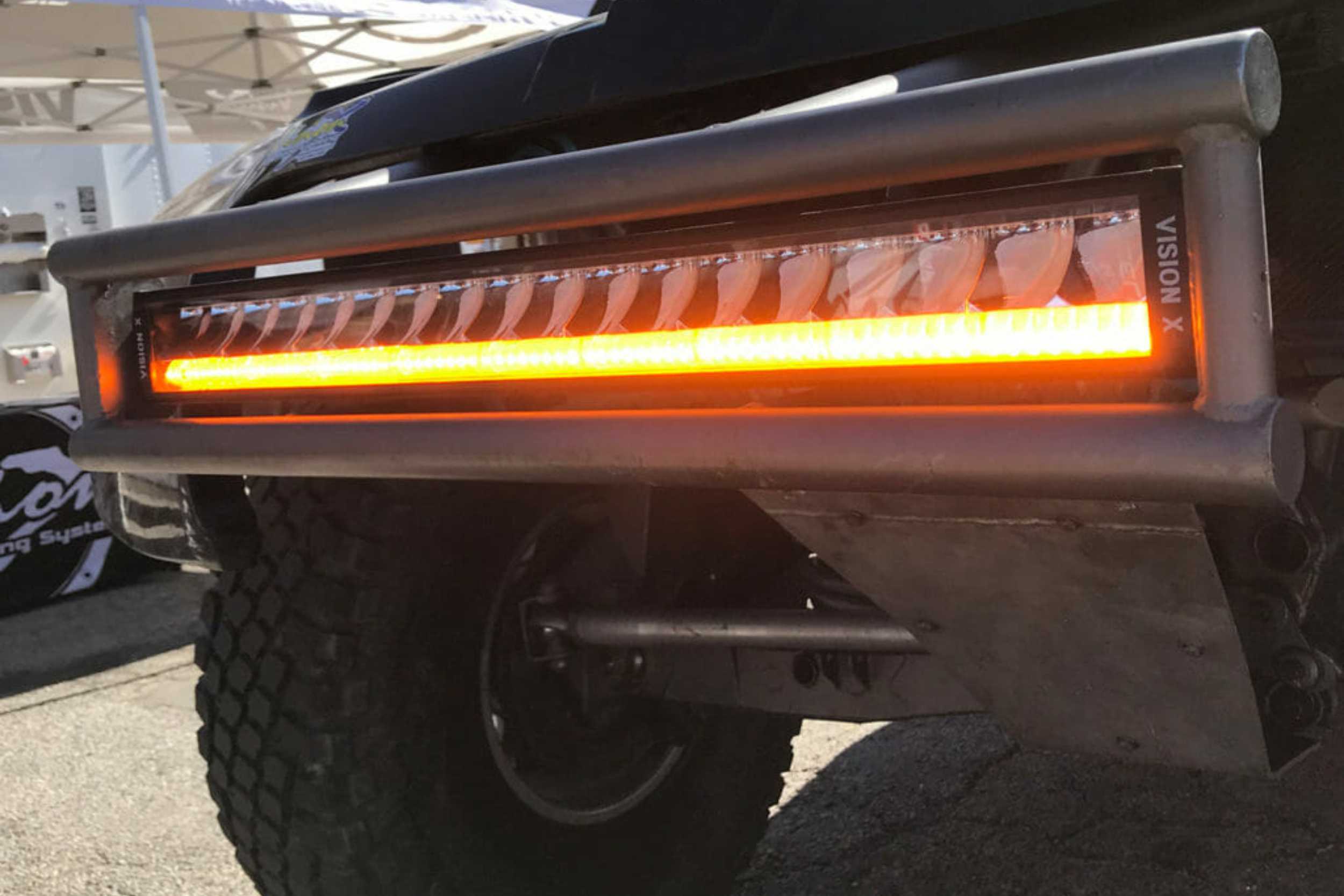 Vision X  Shocker LED Light Bar: 40" (White Photon Light Pipe / With Harness) (Universal) - SHK-BV24WPW