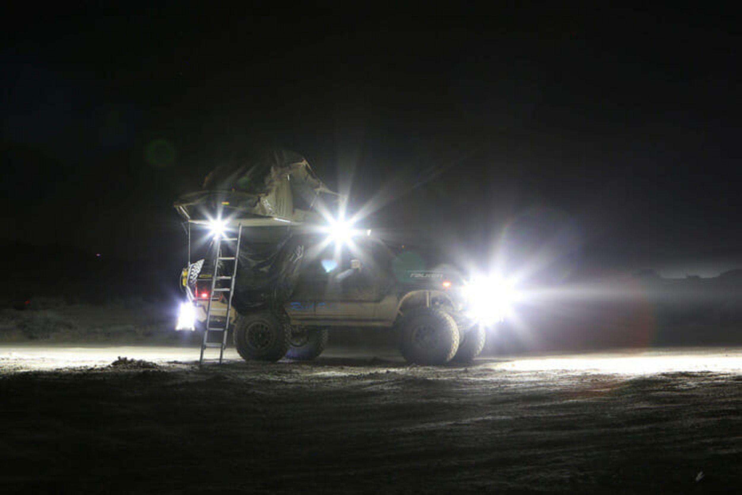 Vision X  Duralux LED Work Light: (6 LED / 60 Degree Beam) (Universal) - DURA-660