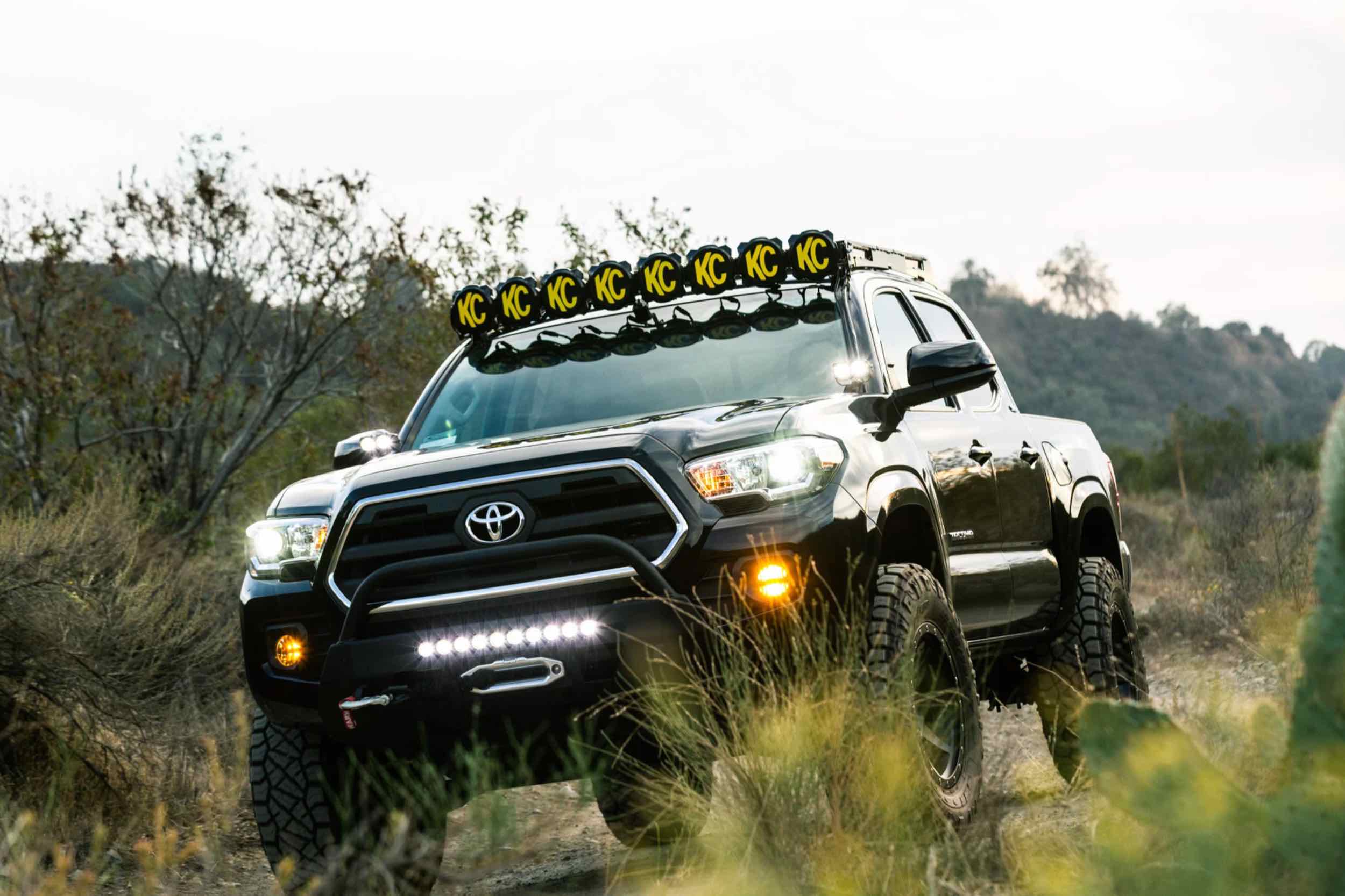 KC HiLites Gravity G4 Fogs: Universal (Set / White) (Universal) - KC493