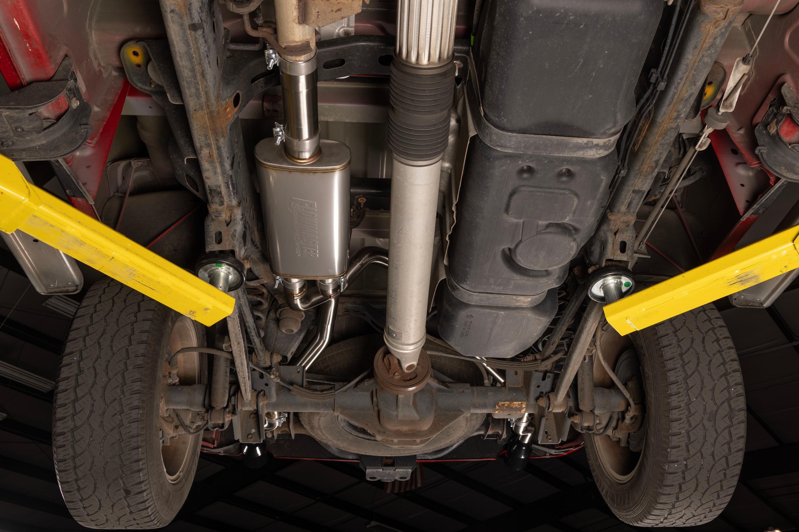 Flowmaster Signature Series Exhaust System (2009-2024 1500 Classic , Ram 1500) - 737860