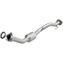 Magnaflow Direct-Fit Catalytic Converter (2002-2003 Oldsmobile Bravada,2002-2003 Trailblazer,2002-2003 GMC Envoy) - 4451217