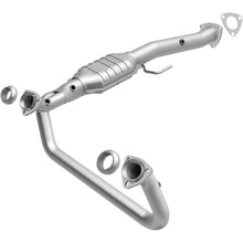 Magnaflow Direct-Fit Catalytic Converter (1996-1999 GMC Safari,1996-1999 Astro) - 4451410