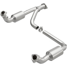 Magnaflow Direct-Fit Catalytic Converter (1999-2000 Tahoe,1997-2000 GMC Yukon,2000-2000 Escalade) - 4451420