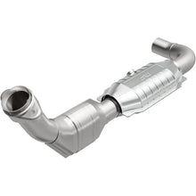 MagnaFlow 1999-2000 Ford Expedition California Grade CARB Compliant Direct-Fit Catalytic Converter - 447113