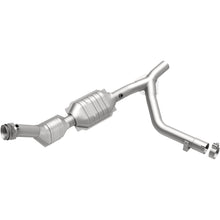 MagnaFlow Exhaust Products Direct-Fit CALIFORNIA OBDII CONVERTERS 2001 Ford F-150 Conv DF 01 Ford Trucks 5.4L