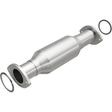Magnaflow Direct-Fit Catalytic Converter (1995-1999 Tacoma) - 4481609
