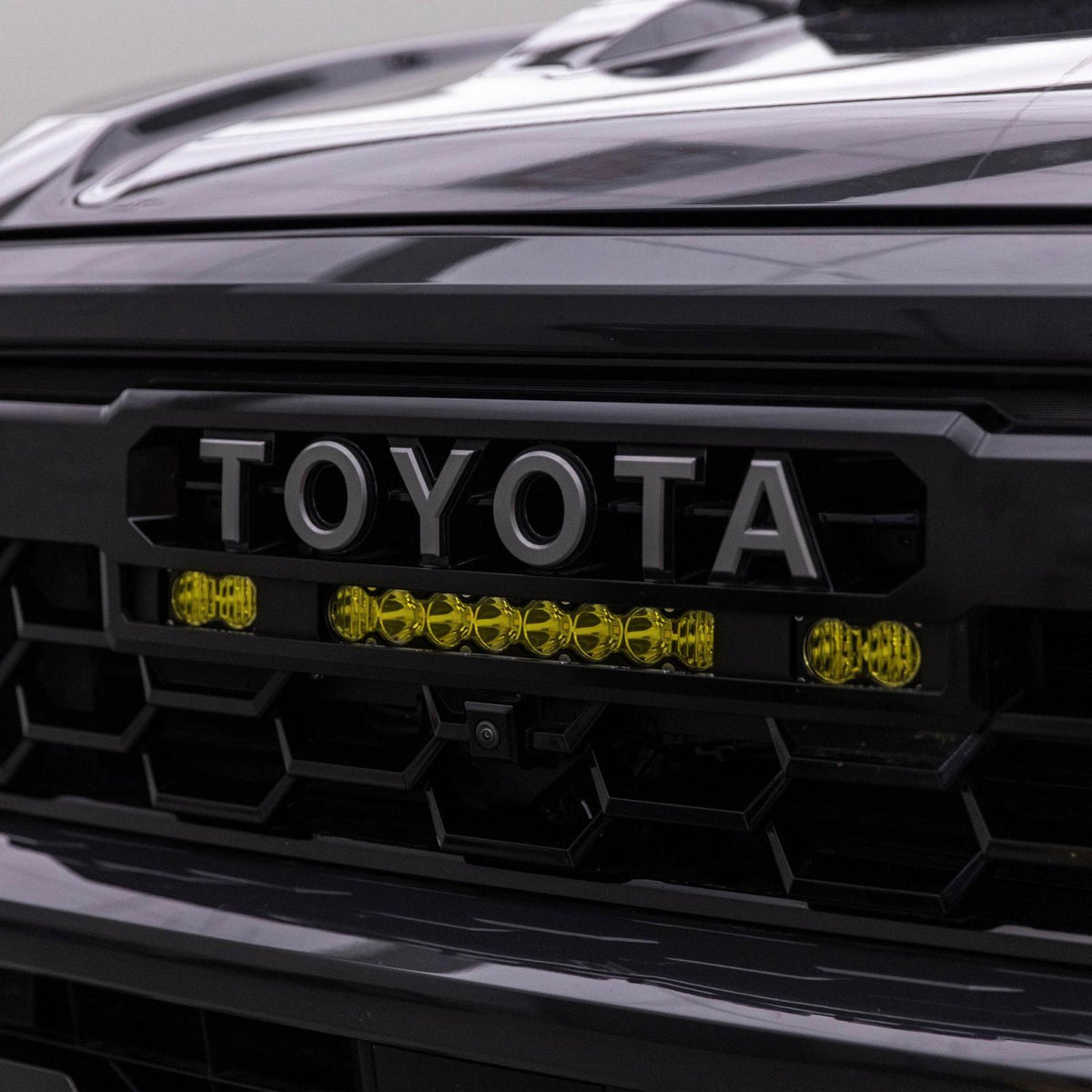 Baja Designs S8 10-inch/S2 Pro Grille Light Kit 2024-On Toyota Tacoma TRD Pro Baja Amber - 448261