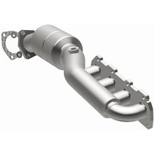 Magnaflow Manifold Catalytic Converter (2002-2004 Passat) - 452796