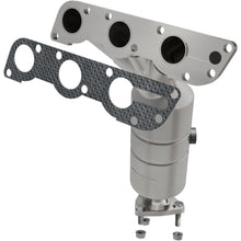 Magnaflow Manifold Catalytic Converter (2004-2005 Suzuki Verona) - 452911