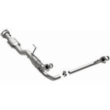 Magnaflow Direct-Fit Catalytic Converter (2000-2005 GMC Safari,2000-2005 Astro) - 458008