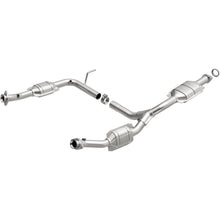 Magnaflow Direct-Fit Catalytic Converter (2004-2005 Mountaineer,2004-2005 Explorer) - 458030