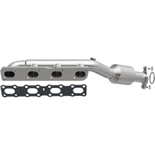 MagnaFlow California Manifold Catalytic Converter (2004 TITAN, Pathfinder Armada, QX56) - 4583381