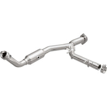 MagnaFlow California Direct-Fit Catalytic Converter (2005-2006 Expedition) - 4651411