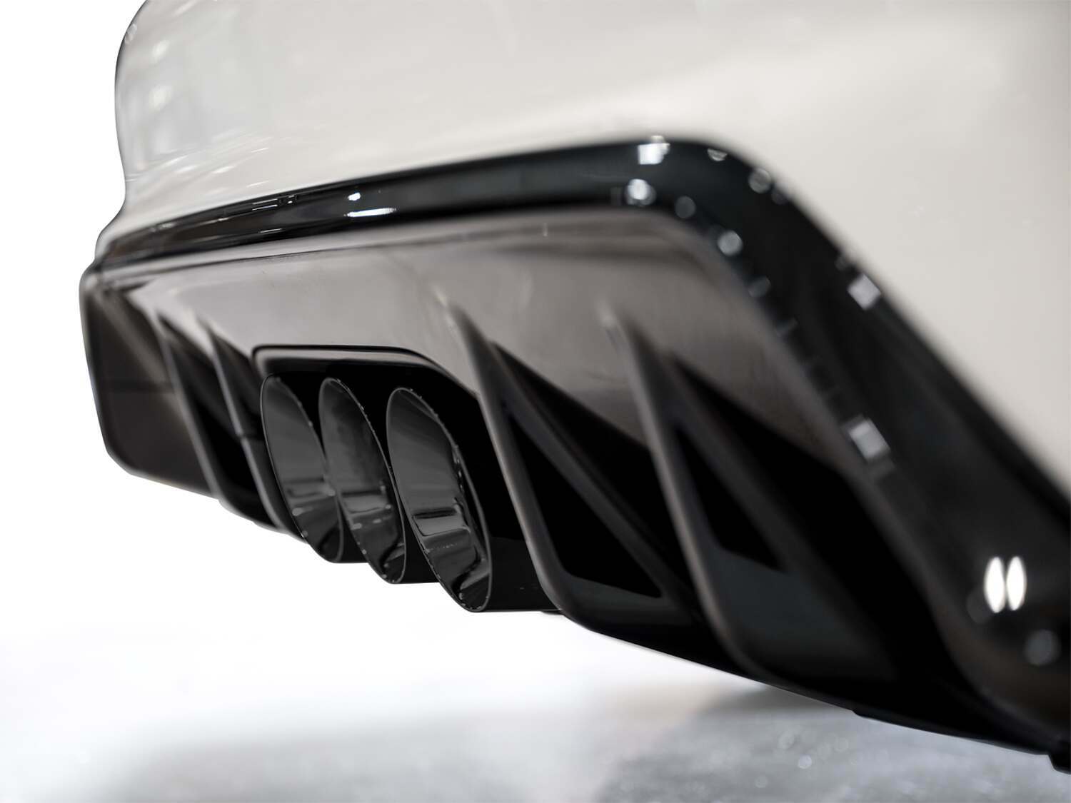 AWE Touring Edition for FL5 CTR - Triple Diamond Black Tips - 3015-53287