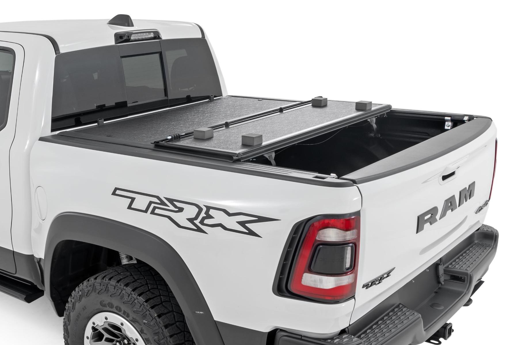 Rough Country Hard Low Profile Bed Cover 5 Foot 7 Inch Bed No Rambox Ram 1500 (19-26)/1500 TRX (21-24) (2019-2026 1500) - 47320550B