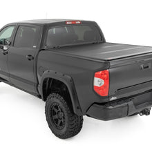 Rough Country Hard Low Profile Bed Cover 5 Foot 7 Inch Bed Toyota Tundra 2WD/4WD (2007-2021) (2007-2021 Tundra) - 47414550B