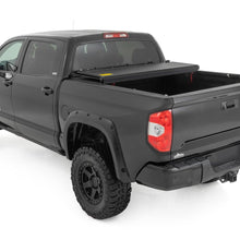 Rough Country Hard Low Profile Bed Cover 5 Foot 7 Inch Bed Toyota Tundra 2WD/4WD (2007-2021) (2007-2021 Tundra) - 47414550B