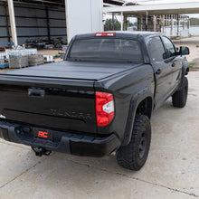 Rough Country Hard Low Profile Bed Cover 5 Foot 7 Inch Bed Toyota Tundra 2WD/4WD (2007-2021) (2007-2021 Tundra) - 47414550B