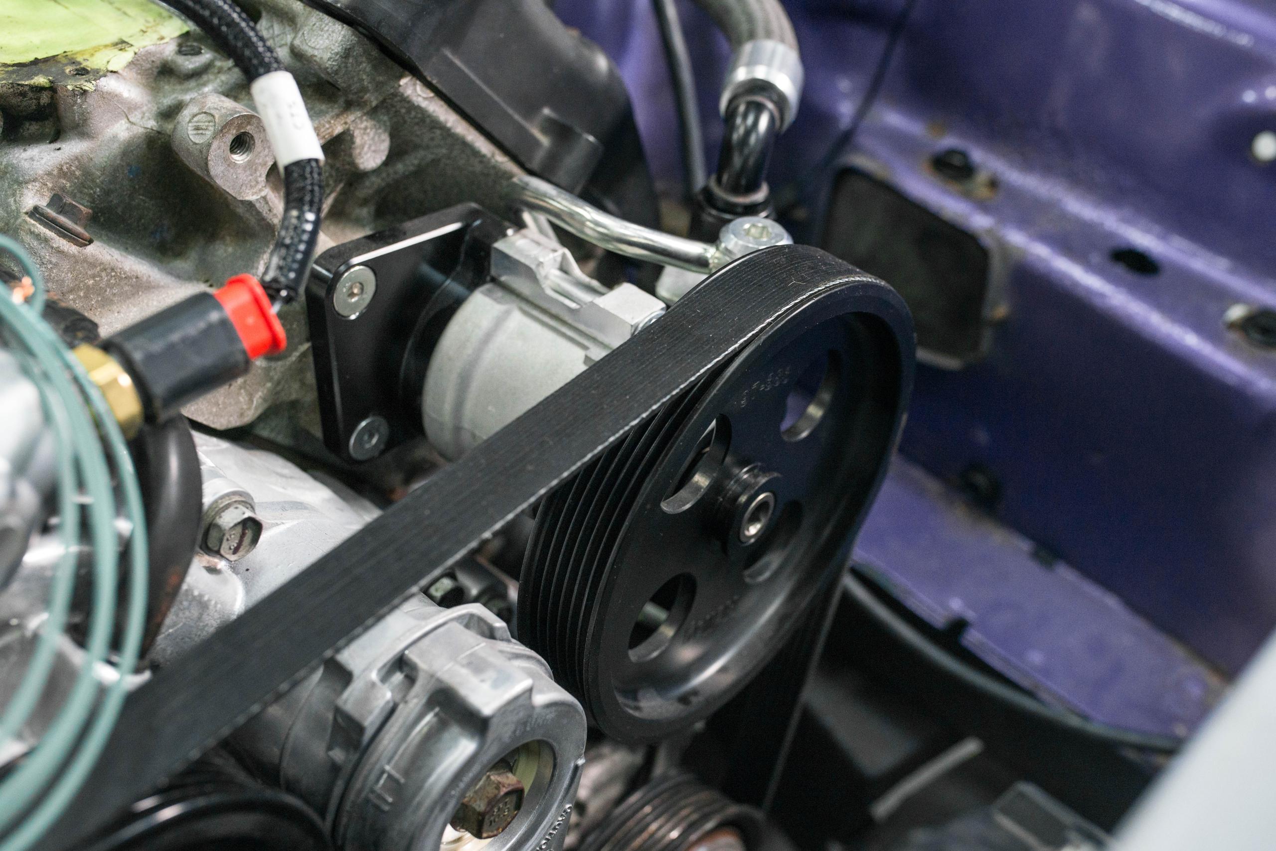 Holley Power Steering Pump Assembly - 97-382