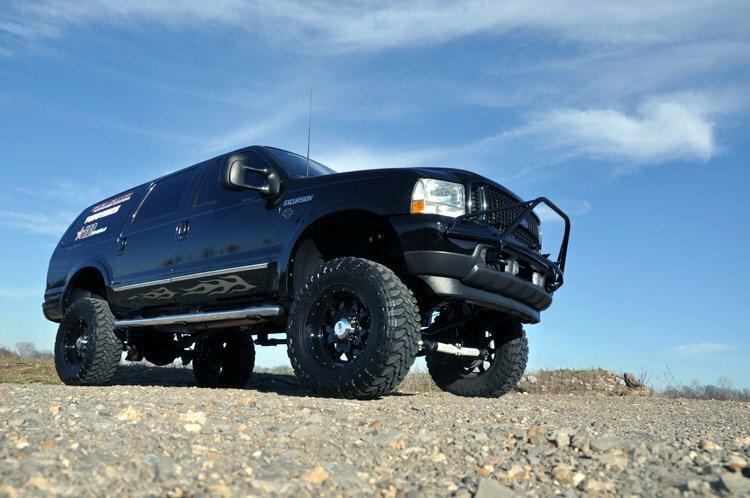 Rough Country 5-inch Suspension Lift Kit (2000-2005 Excursion) - 481.2