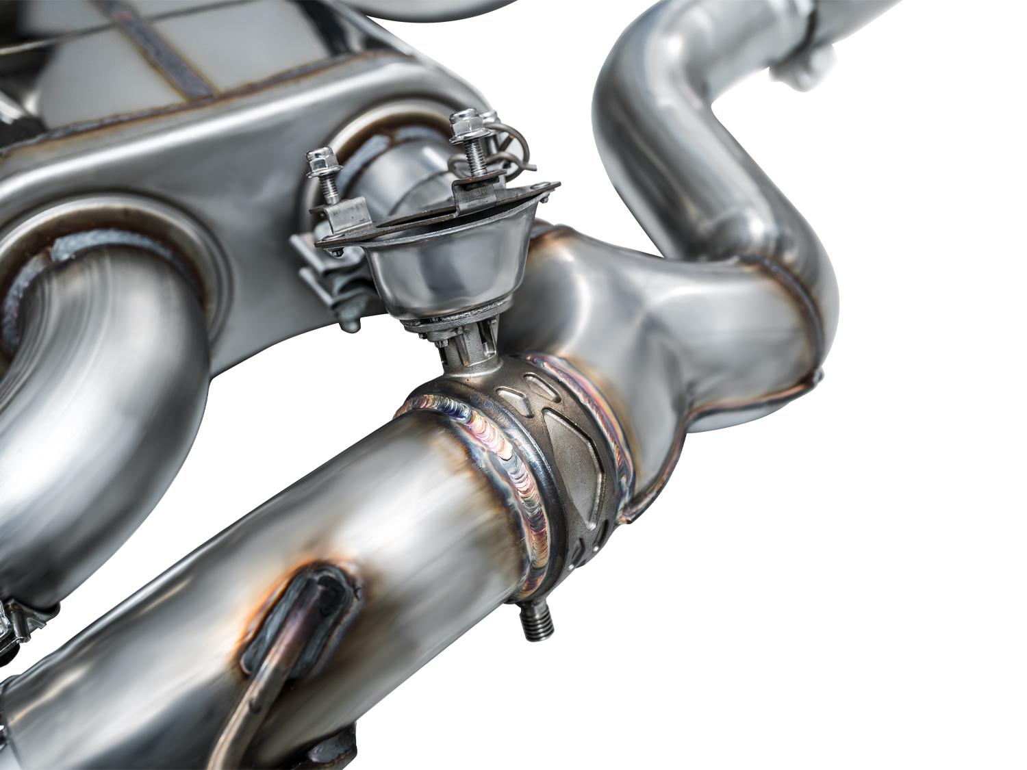 AWE SwitchPath™ Exhaust for BMW G87 M2 - Chrome Silver Tips - 3025-42487
