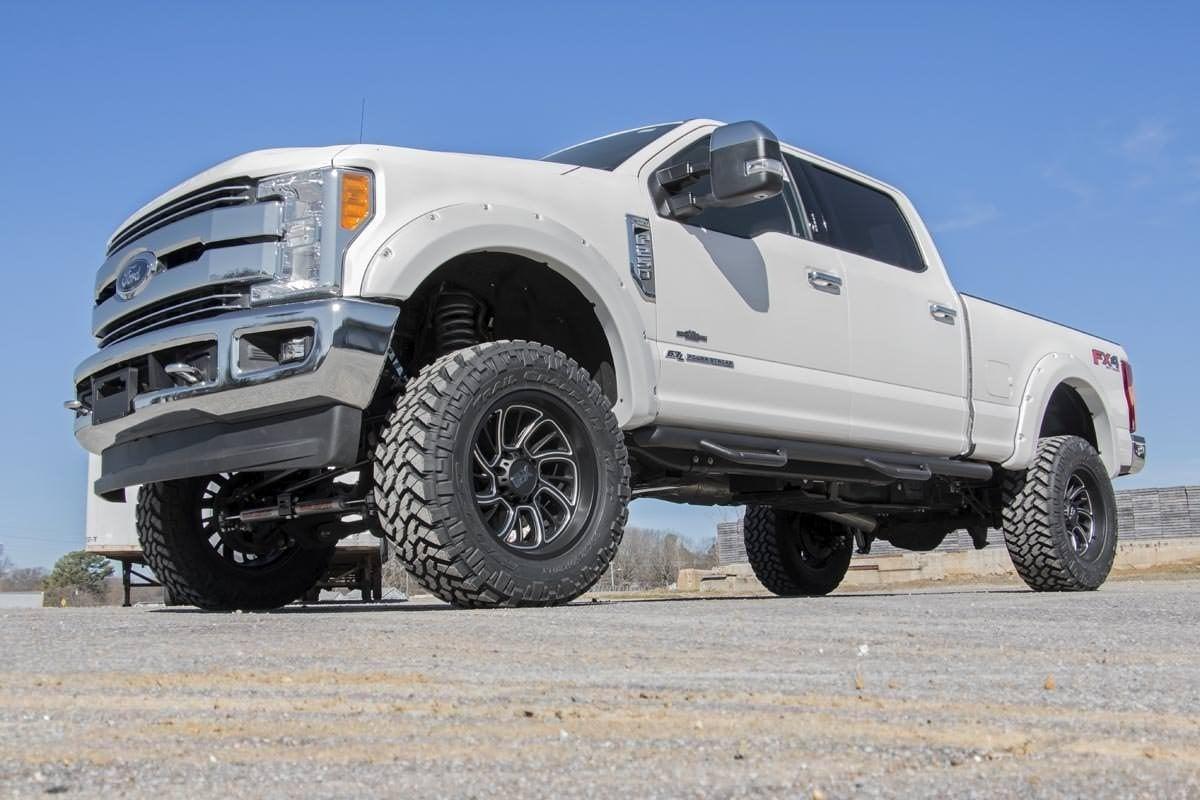 Rough Country 4.5 Inch Lift Kit FR D/S C/O V2 Ford F-250/F-350 Super Duty (17-22) (2017-2022 F-350 Super Duty, F-250 Super Duty) - 50658