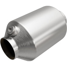 MagnaFlow Oem Grade Universal Catalytic Converter - 2.50In. (2007-2021 Cadillac, Chevrolet, GMC, Toyota Fitment) - 51046