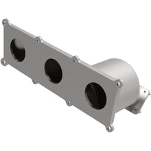 Magnaflow Manifold Catalytic Converter (2008-2012 Land Rover LR2) - 52167