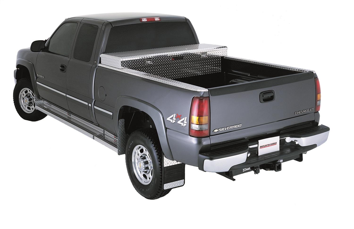 Lund Challenger Single Lid Crossover Storage Box (1961-2010 Chevrolet, Dodge, Ford, GMC, Toyota Fitment) - 5400DB