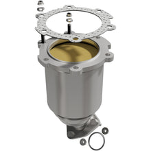 Magnaflow Direct-Fit Catalytic Converter (2006-2006 Altima) - 5411652