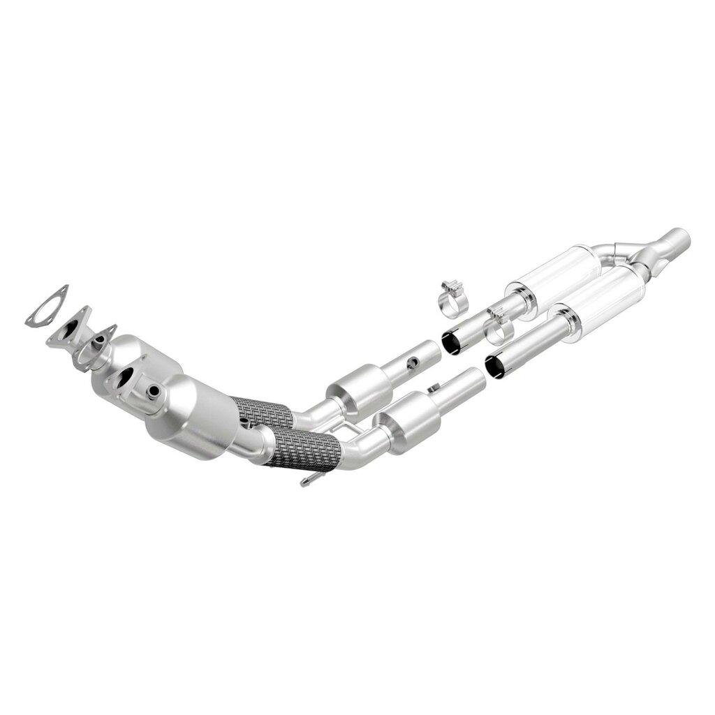 Magnaflow Direct-Fit Catalytic Converter (2006-2006 Passat) - 551799