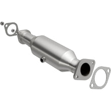 Magnaflow Direct-Fit Catalytic Converter (2010-2013 Kia Forte Koup) - 5561161