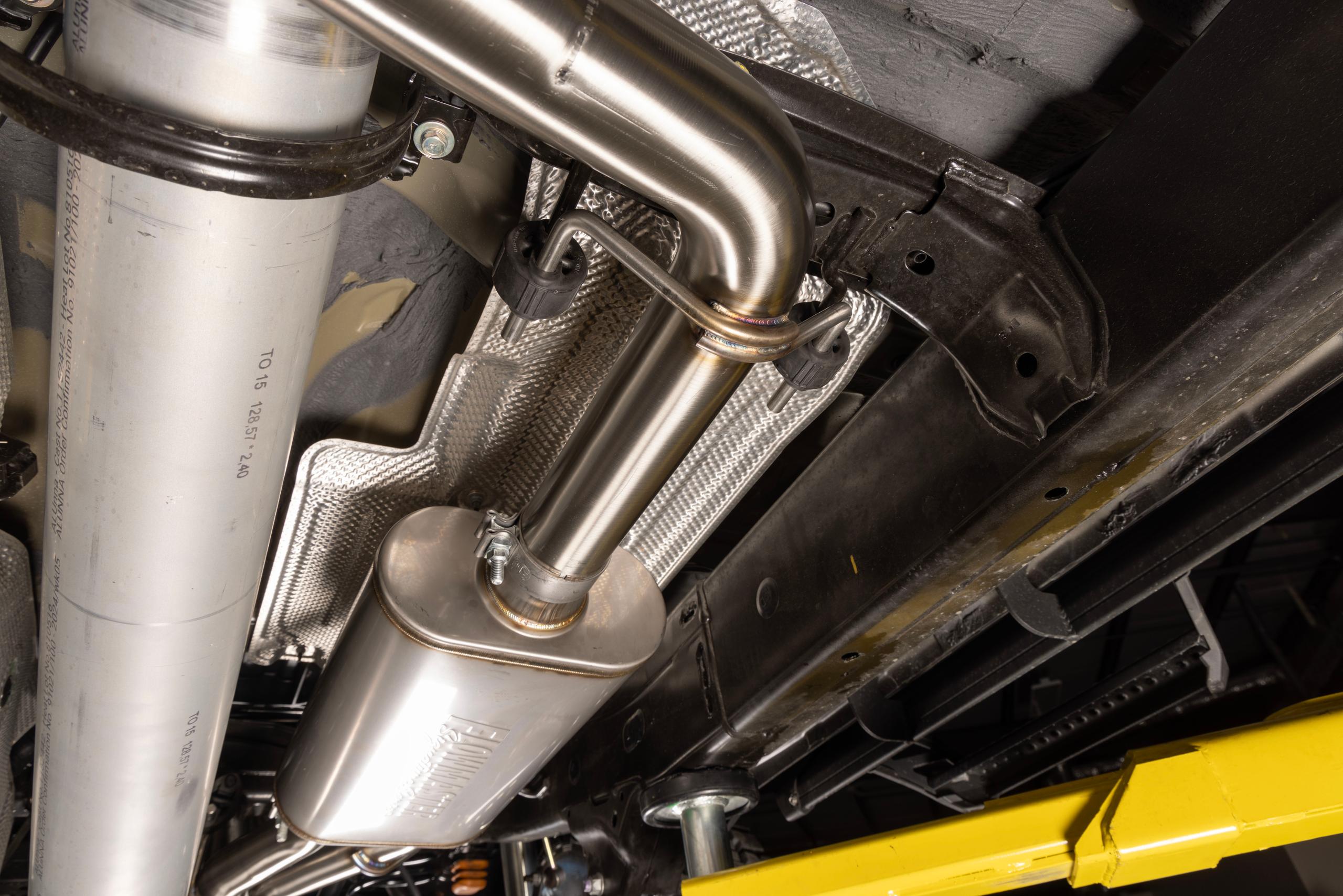 Flowmaster Signature Series Cat-back Exhaust System (2024 Tacoma) - 738173