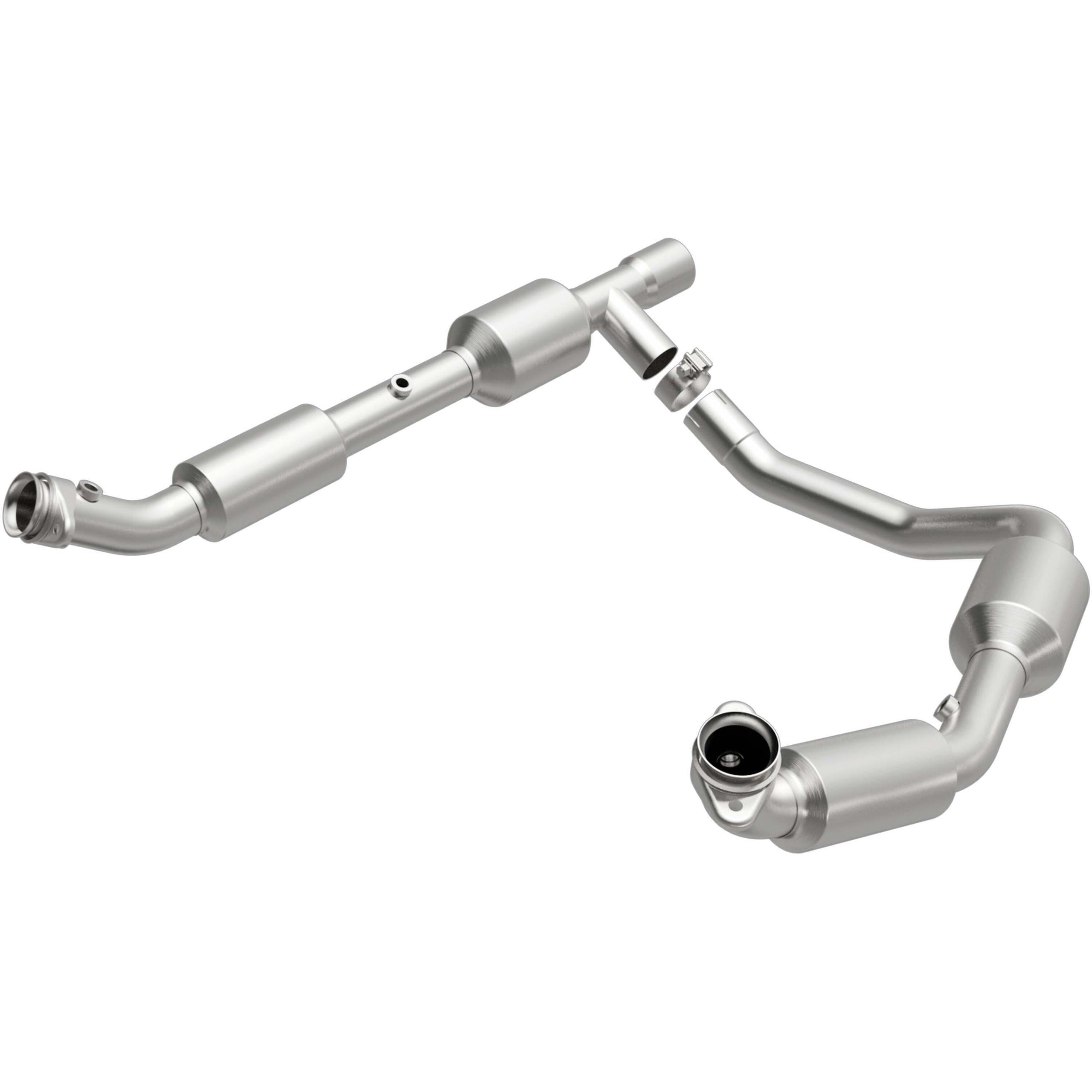 MagnaFlow California Direct-Fit Catalytic Converter (2004-2006 E-150, E-150 Club Wagon, E-250) - 5582167