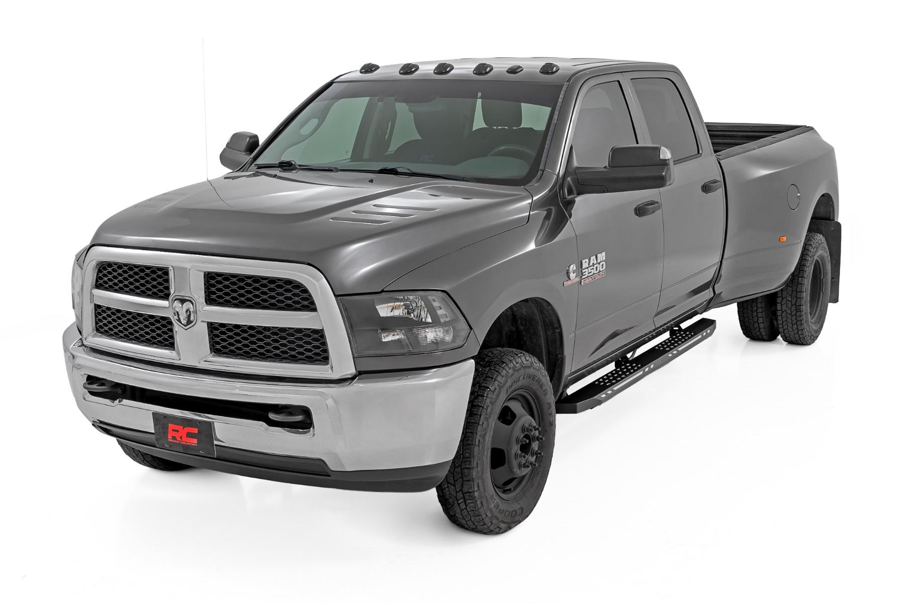 Rough Country AC2 Running Boards Amber/White Crew Cab Ram 1500/2500/3500 2WD/4WD (2010-2025 & Classic) (2009-2013 Ram 1500, 3500, 1500, 2500) - 57009