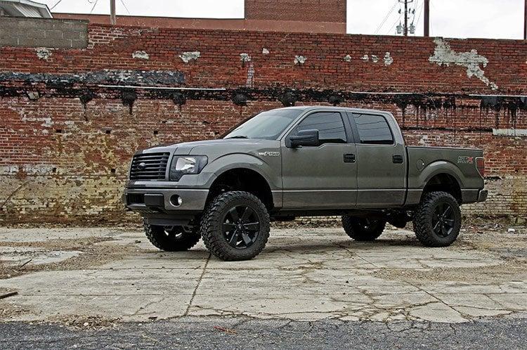 Rough Country 6 Inch Lift Kit Ford F-150 4WD (2014) (2014 F-150) - 57530_A